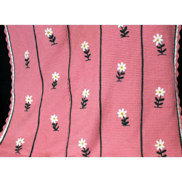 Hand Crochet Pink White Flower Pattern Green Blanket Throw Afghan Over Sized - Picture 6 of 12